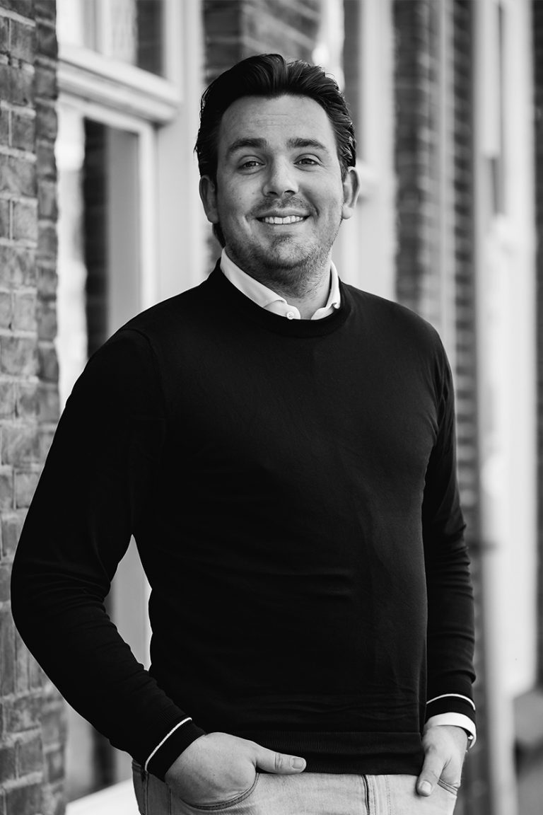 Max Bergman Managing partner      T +31 6 30 36 74 46 max@dutch-capital-partners.nl